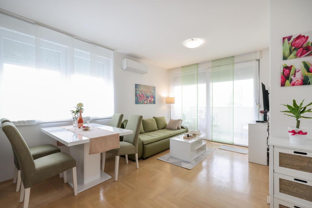 Cozy Niko Apartment - Private Parking And Balcony Zadar Dış mekan fotoğraf